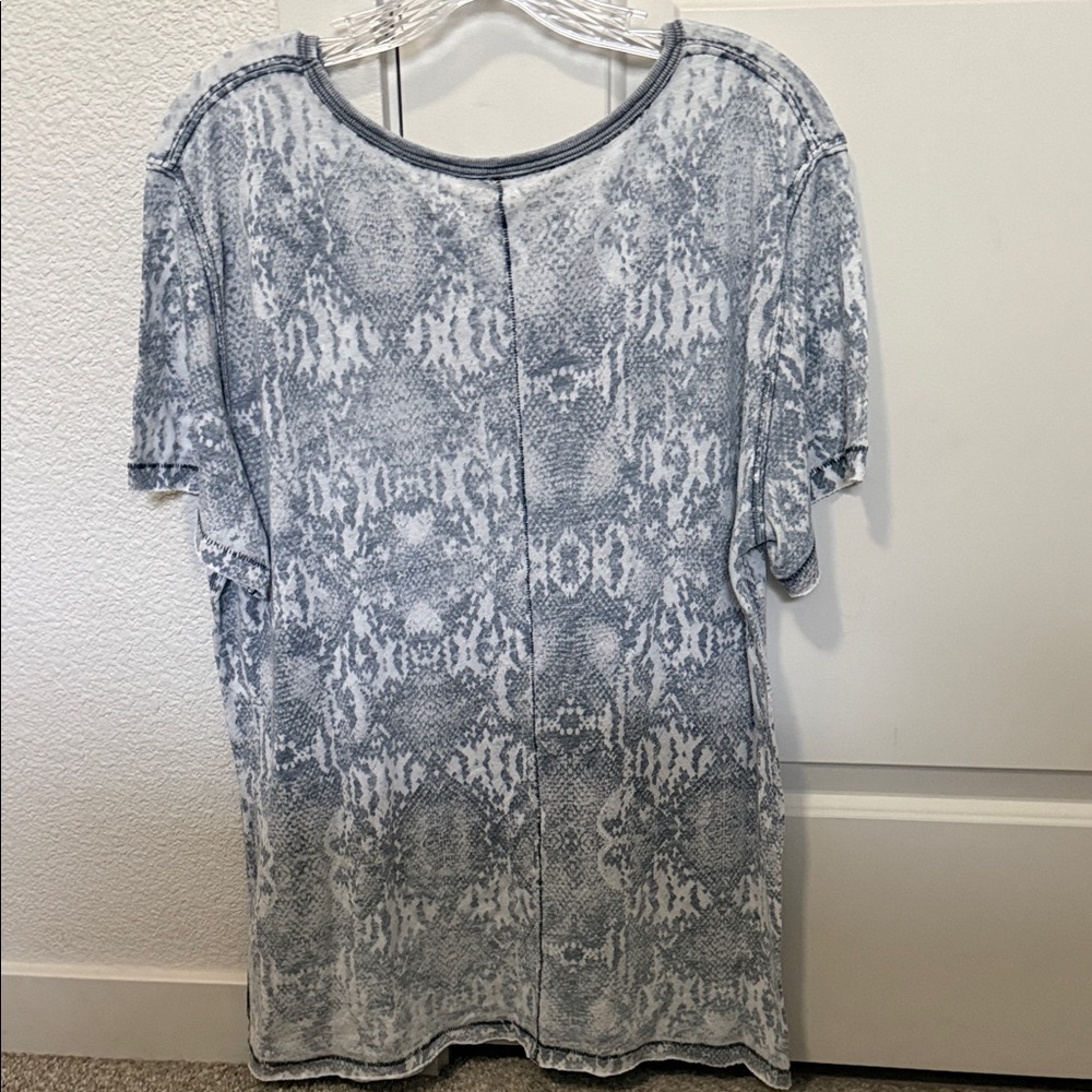 Free People. Gray Snake Print Women's Top - image 3